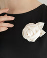 Magnet corsage with pearls and roses