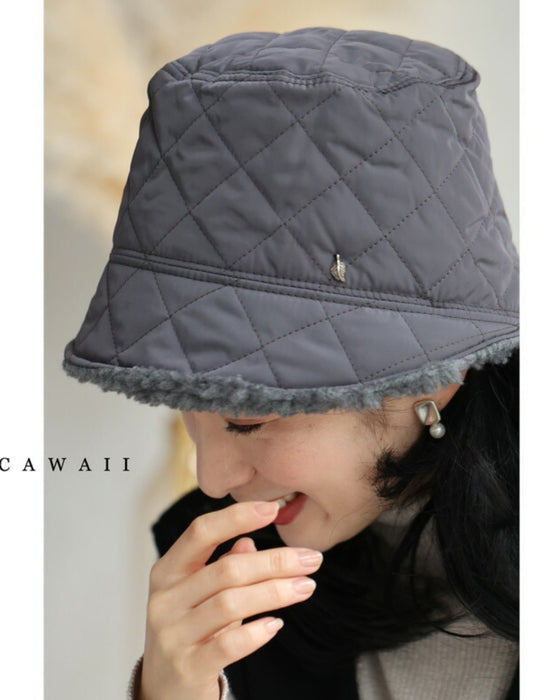 内側あったかボアのキルティング帽子