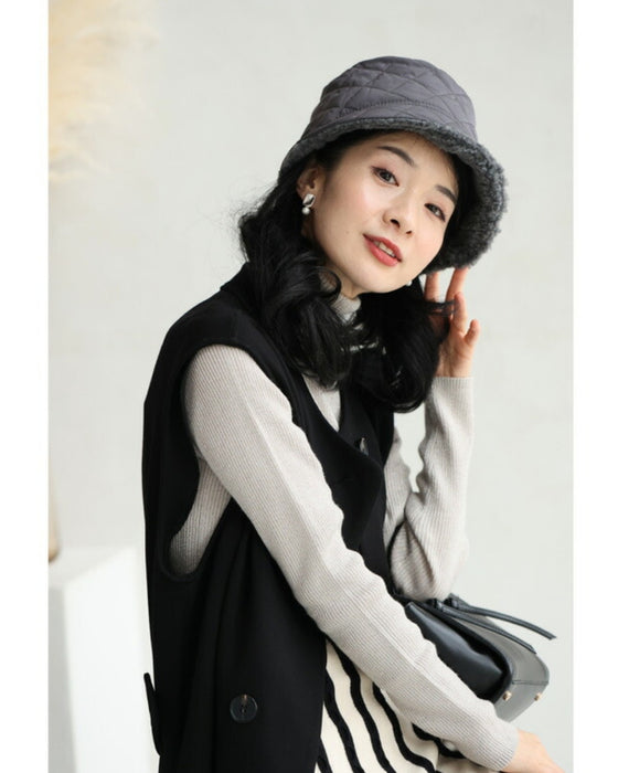 内側あったかボアのキルティング帽子