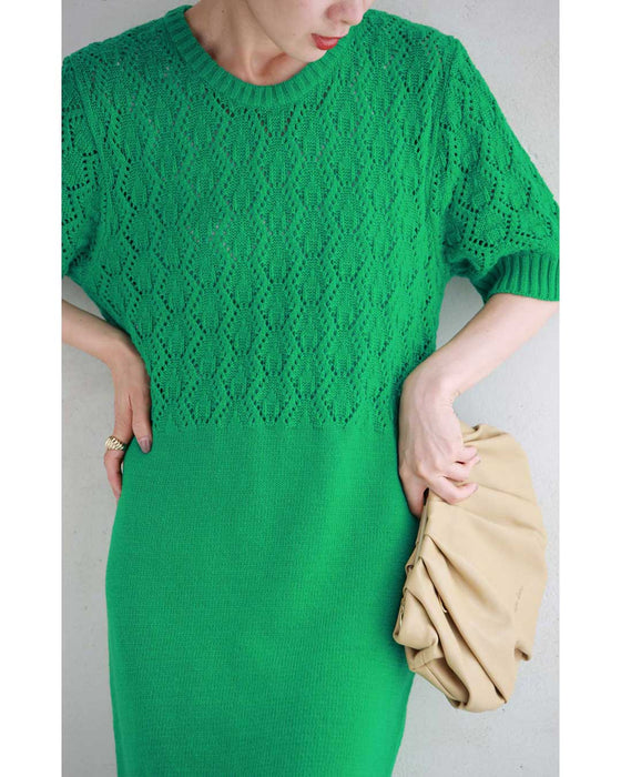 ストンとIラインシルエットの切り替え柄ニットロングワンピース