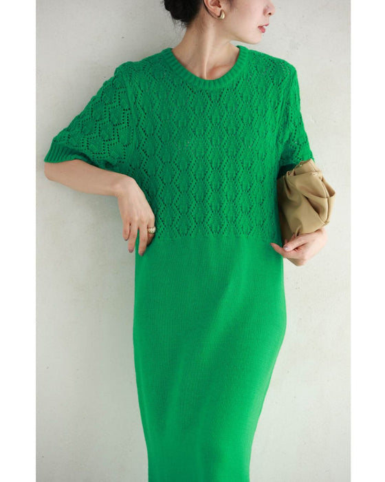 ストンとIラインシルエットの切り替え柄ニットロングワンピース