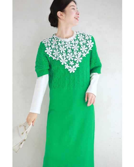 ストンとIラインシルエットの切り替え柄ニットロングワンピース