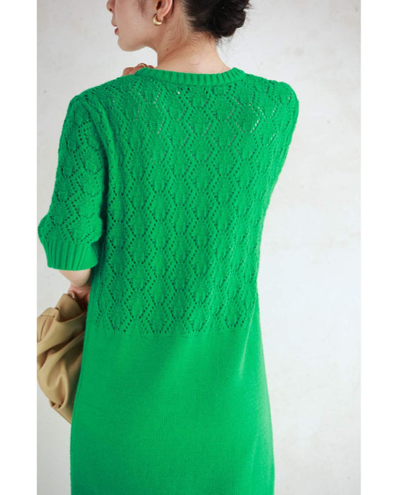 ストンとIラインシルエットの切り替え柄ニットロングワンピース