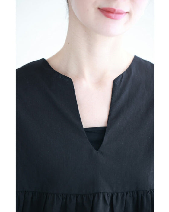 サークルレース袖の涼やかAラインブラウストップス