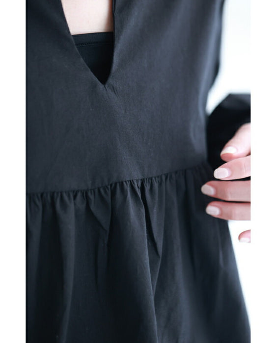 サークルレース袖の涼やかAラインブラウストップス