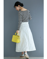 White floral relief midi skirt