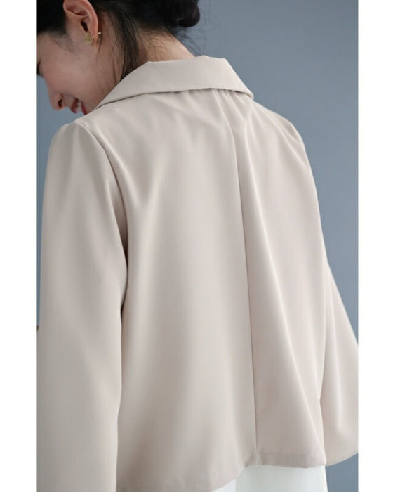 上品なスリット袖のボレロジャケット