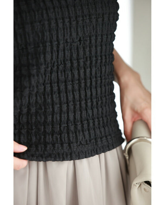 ぽこぽこテクスチャーの柔らかプルオーバートップス