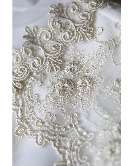 優美な刺繍デコレーションのベールブラウストップス