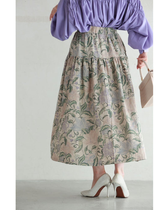 舞うような淡色花の切り替えミディアムスカート