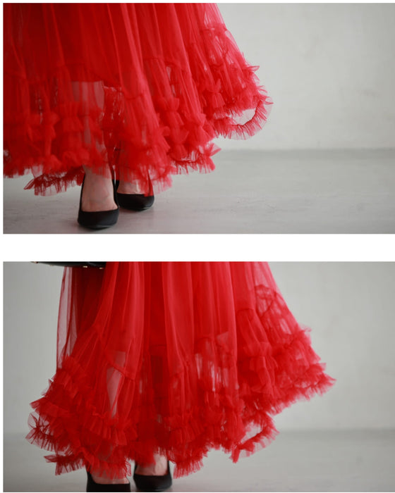 情熱的に舞うたっぷりフリルのチュールロングスカート