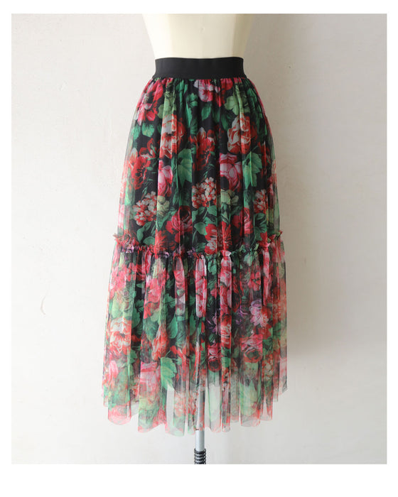 シアーなキャンバスに広がる花畑チュールミディアムスカート