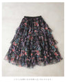色とりどりの花が咲くふわふわフリルミディアムスカート