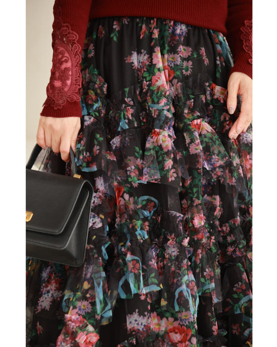 色とりどりの花が咲くふわふわフリルミディアムスカート