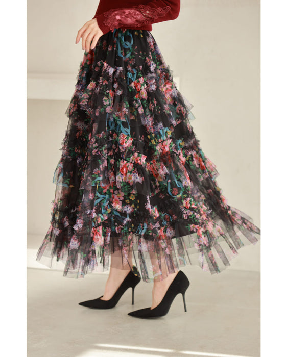 色とりどりの花が咲くふわふわフリルミディアムスカート