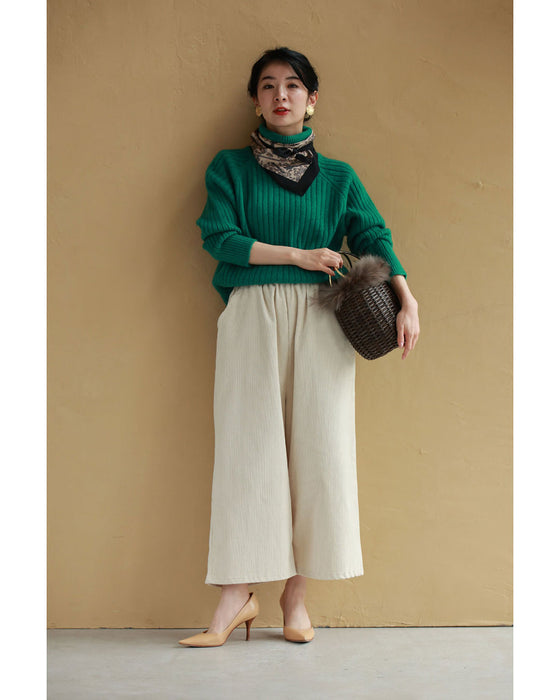 A length recommended for short people. Corduroy-style wide pants