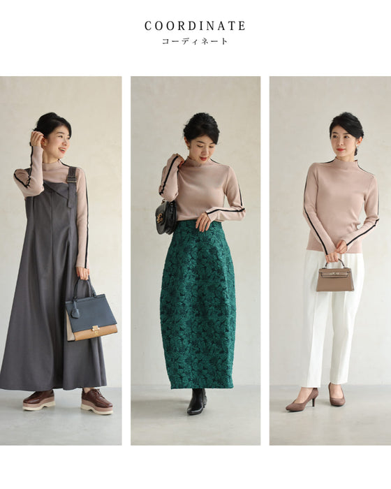 首元から流れるラインのニットカットソートップス