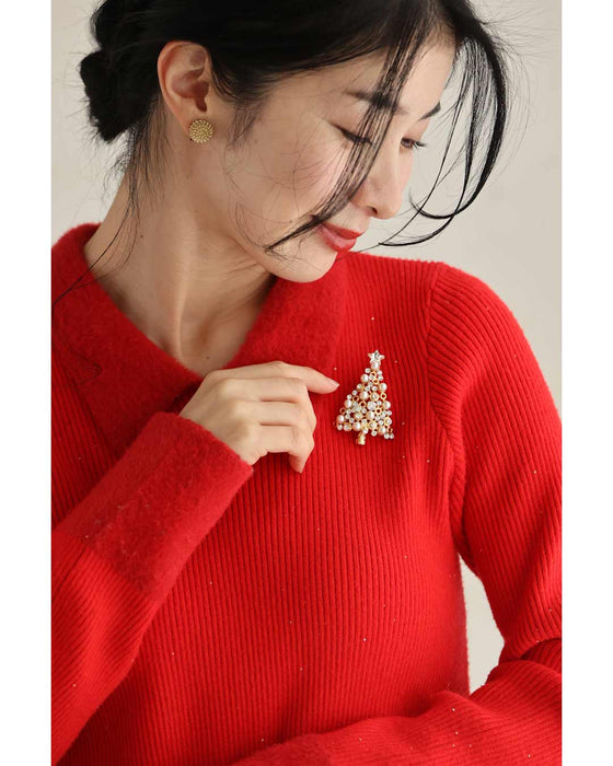 ハッピーホリデーを彩るクリスマスツリーブローチ