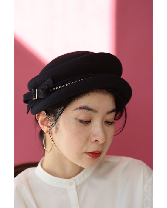 コーデに上品なエッセンスを。クラシカルな帽子