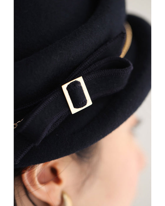 コーデに上品なエッセンスを。クラシカルな帽子