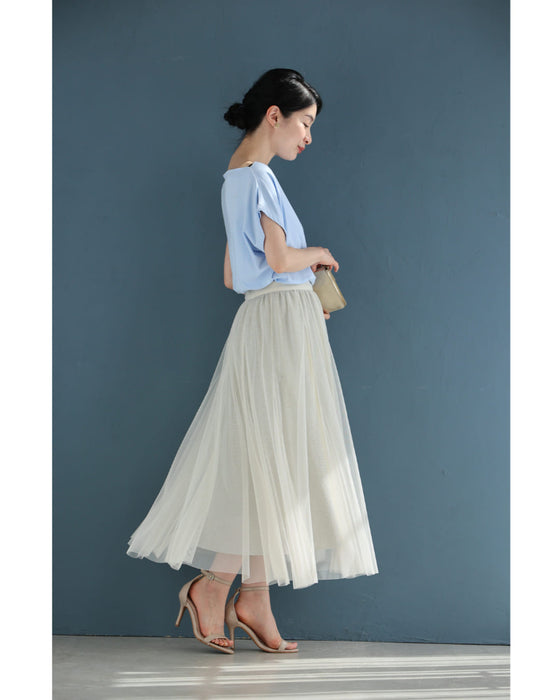 内側で輝くラメインナーのチュールベールミディアムスカート