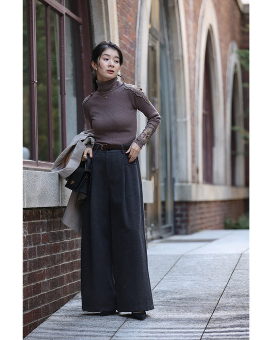 美シルエットのウール調ワイドパンツ（ベルト付き）