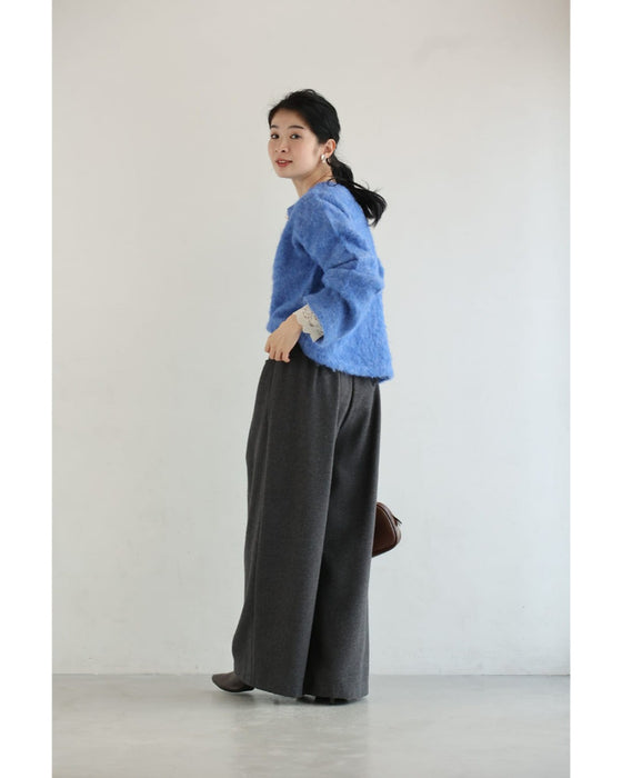 美シルエットのウール調ワイドパンツ（ベルト付き）