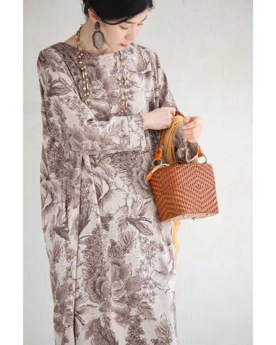 そよ風に揺れる花のスケッチ画ミディアムワンピース