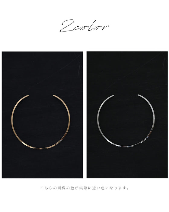 首元囲む金環銀環のチョーカーネックレス