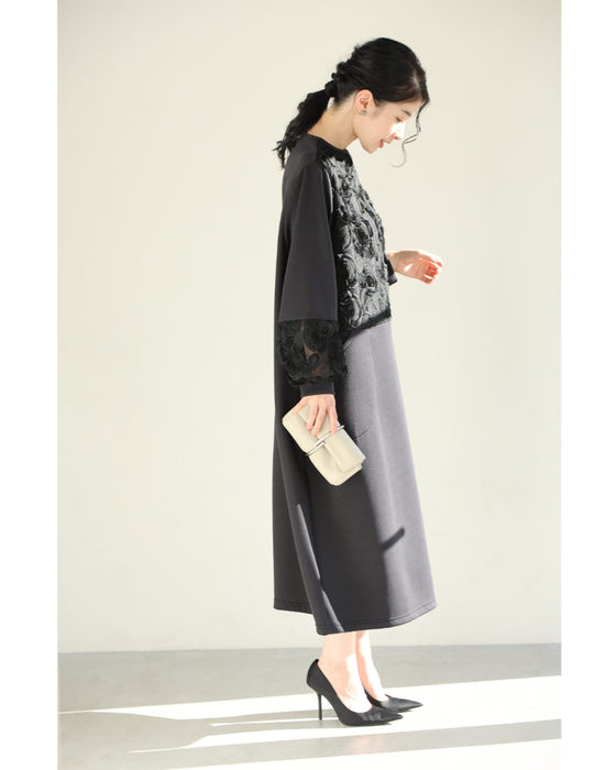 黒花レリーフのゆるやかコクーンシルエットミディアムワンピース