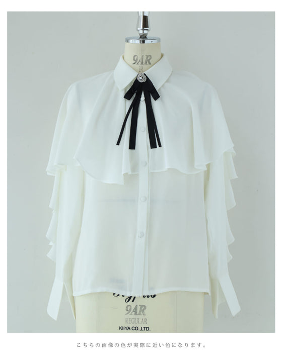 流れるようなフレアのクラシカルブラウストップス(ブローチ付き)