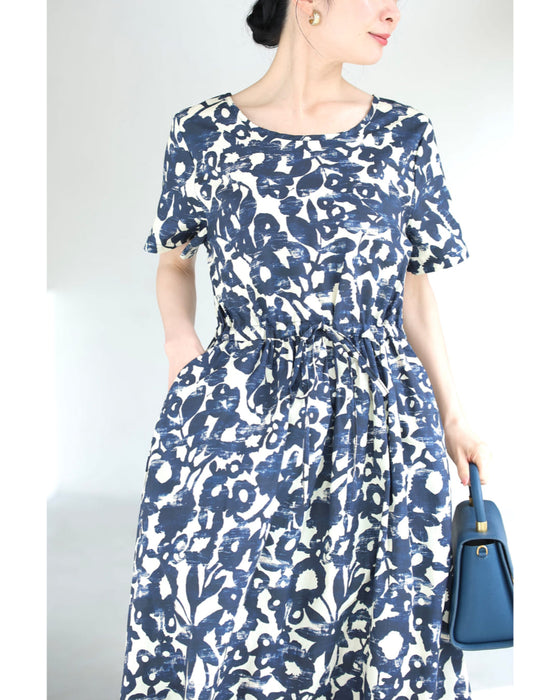 涼やかな版画風アートロングワンピース