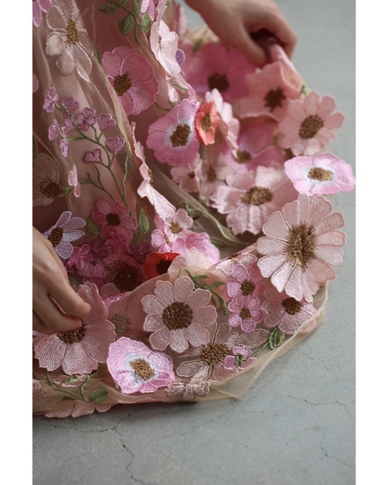 春満開お花に包まれるベールロングスカート