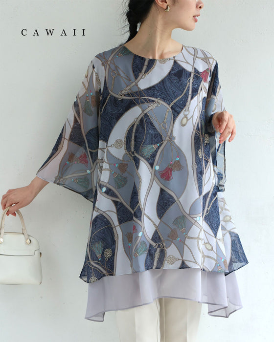 重なるデザインのスカーフ柄エアリーチュニック