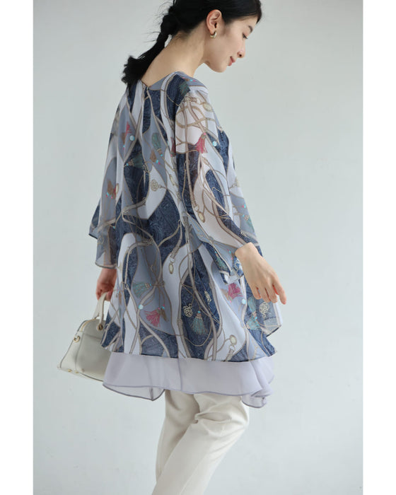 重なるデザインのスカーフ柄エアリーチュニック