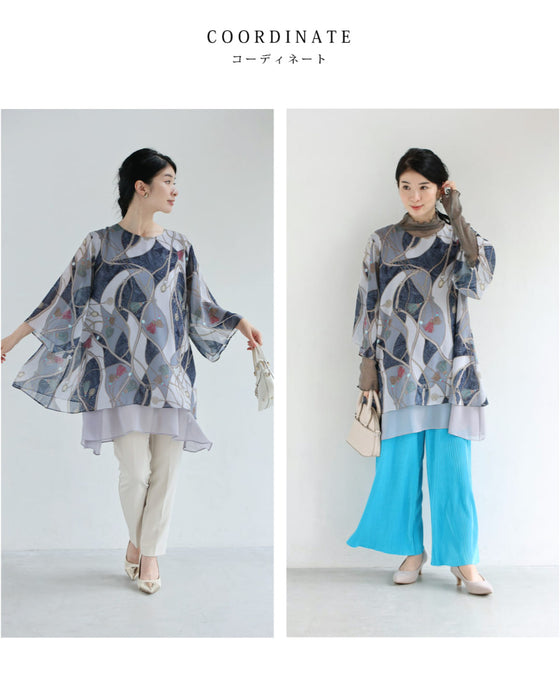重なるデザインのスカーフ柄エアリーチュニック