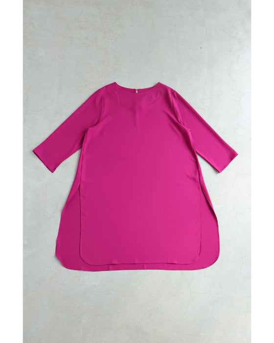 華やぎピンクのサイドスリットチュニック
