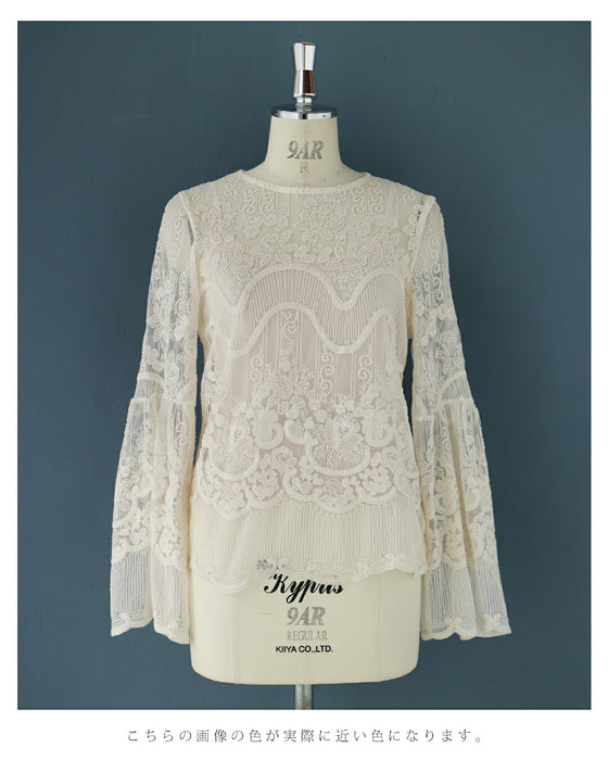 光に溶け込む華刺繍フレア袖ブラウストップス