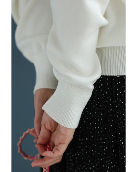 縁取りリボンネックのニットプルオーバートップス