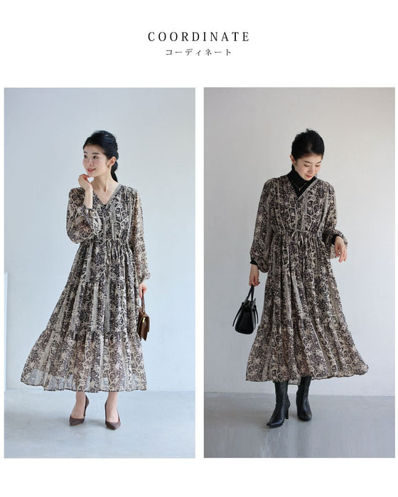 ふわり広がるエスニックな花柄ミディアムワンピース