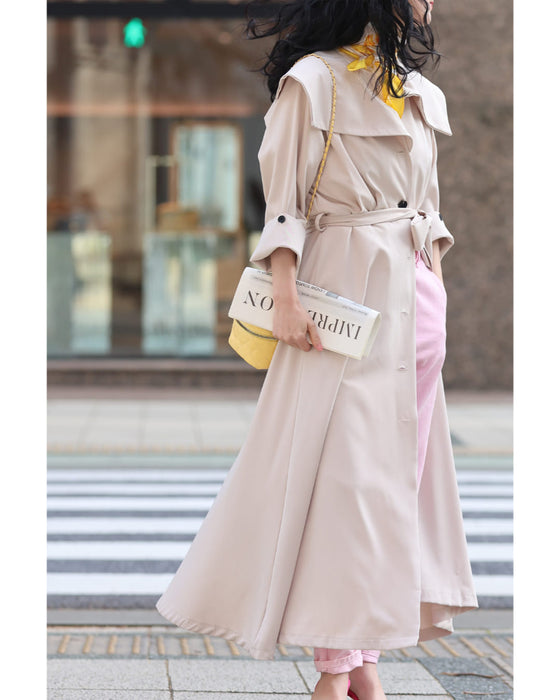 ビッグカラーのロングトレンチコート（ベルト付き）