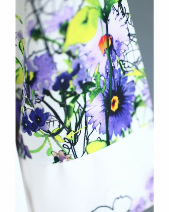 【アウトレット返品交換不可】香り立つような花々。フラワーガーデンミディアムワンピース