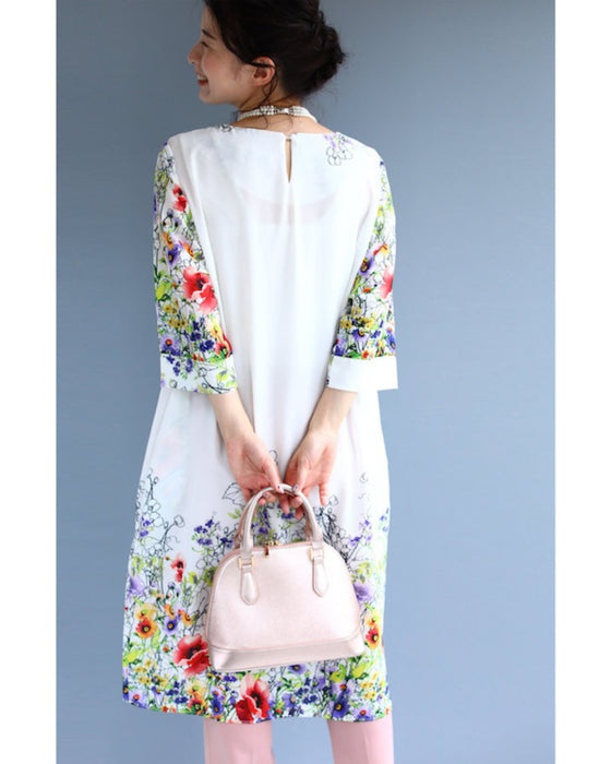 【アウトレット返品交換不可】香り立つような花々。フラワーガーデンミディアムワンピース