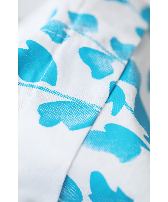 【アウトレット返品交換不可】青い花びら舞うシャツプルオーバートップス