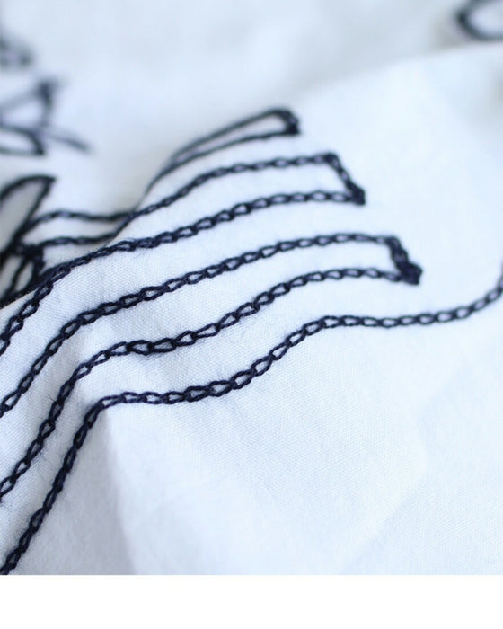 【アウトレット返品交換不可】優しく風に揺れる花が咲いたブラウス