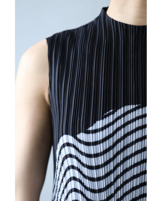 【アウトレット返品交換不可】マイナス5kg着痩せワンピース(紐ベルト付)