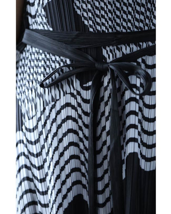 【アウトレット返品交換不可】マイナス5kg着痩せワンピース(紐ベルト付)