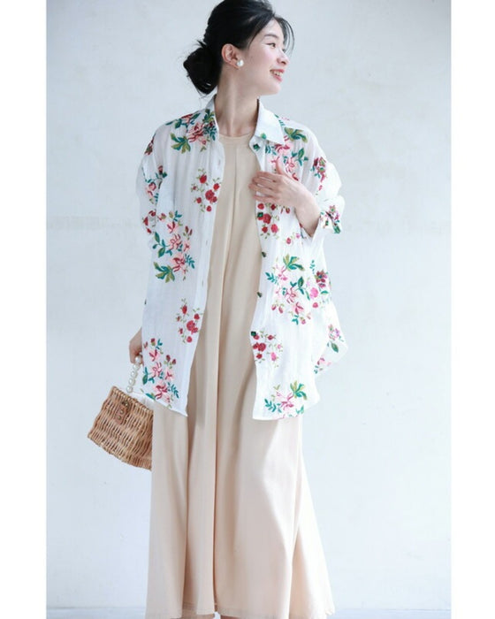 【アウトレット返品交換不可】アンティーク風ビジューボタンの花刺繍シャツトップス