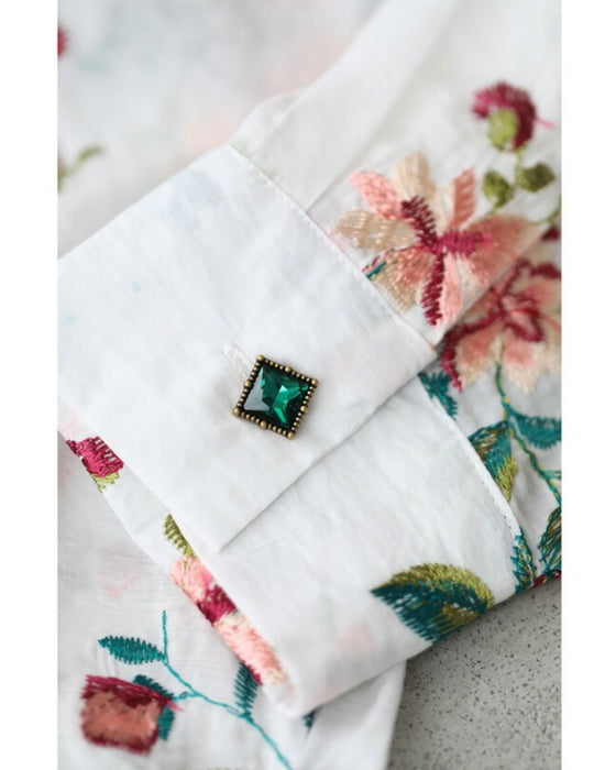 【アウトレット返品交換不可】アンティーク風ビジューボタンの花刺繍シャツトップス