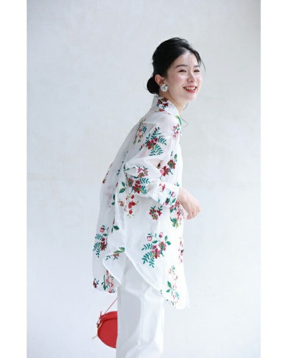 【アウトレット返品交換不可】アンティーク風ビジューボタンの花刺繍シャツトップス